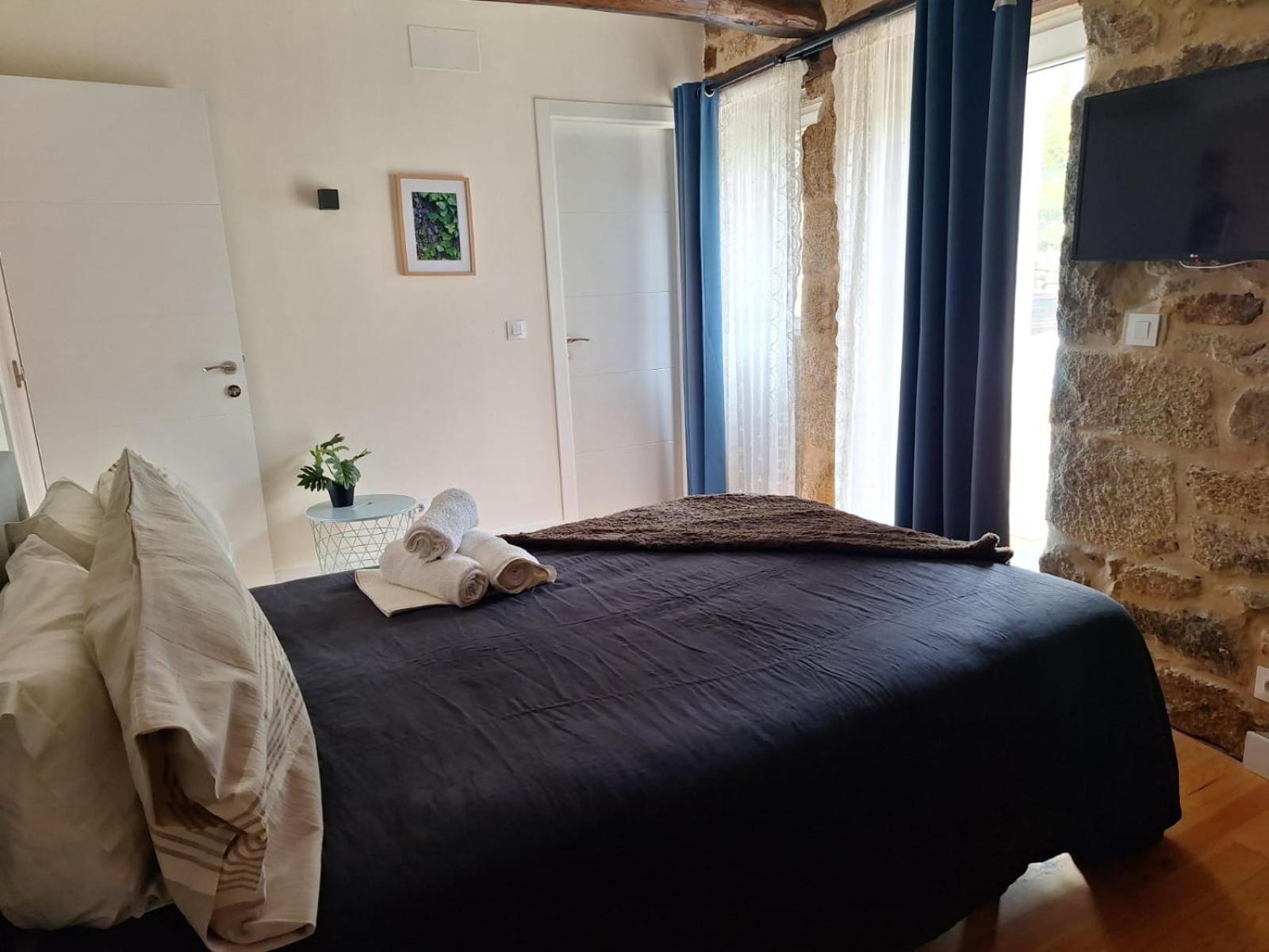La Teijeira Pension O Corazon Da Ribeira Sacra מראה חיצוני תמונה