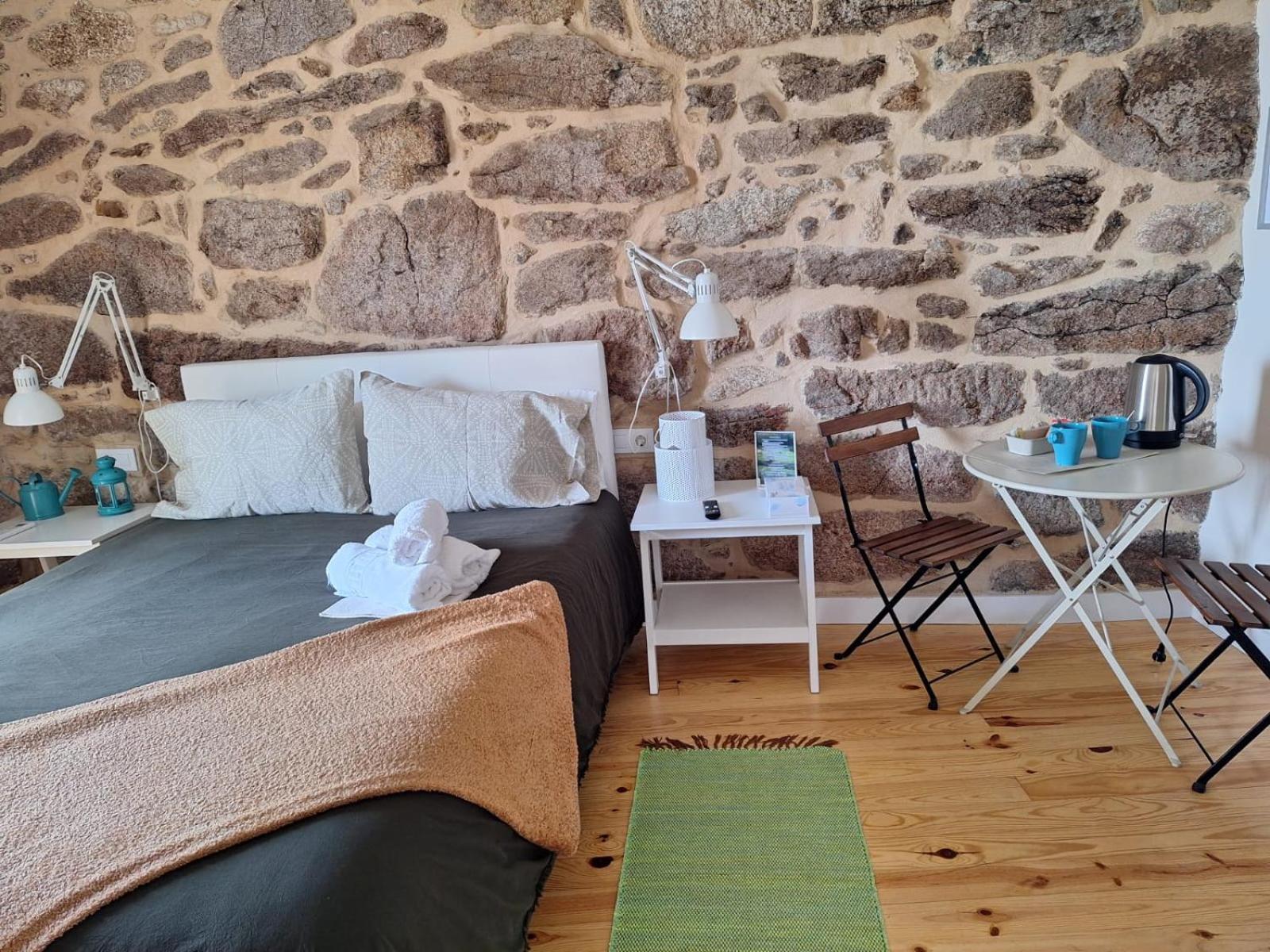 La Teijeira Pension O Corazon Da Ribeira Sacra מראה חיצוני תמונה