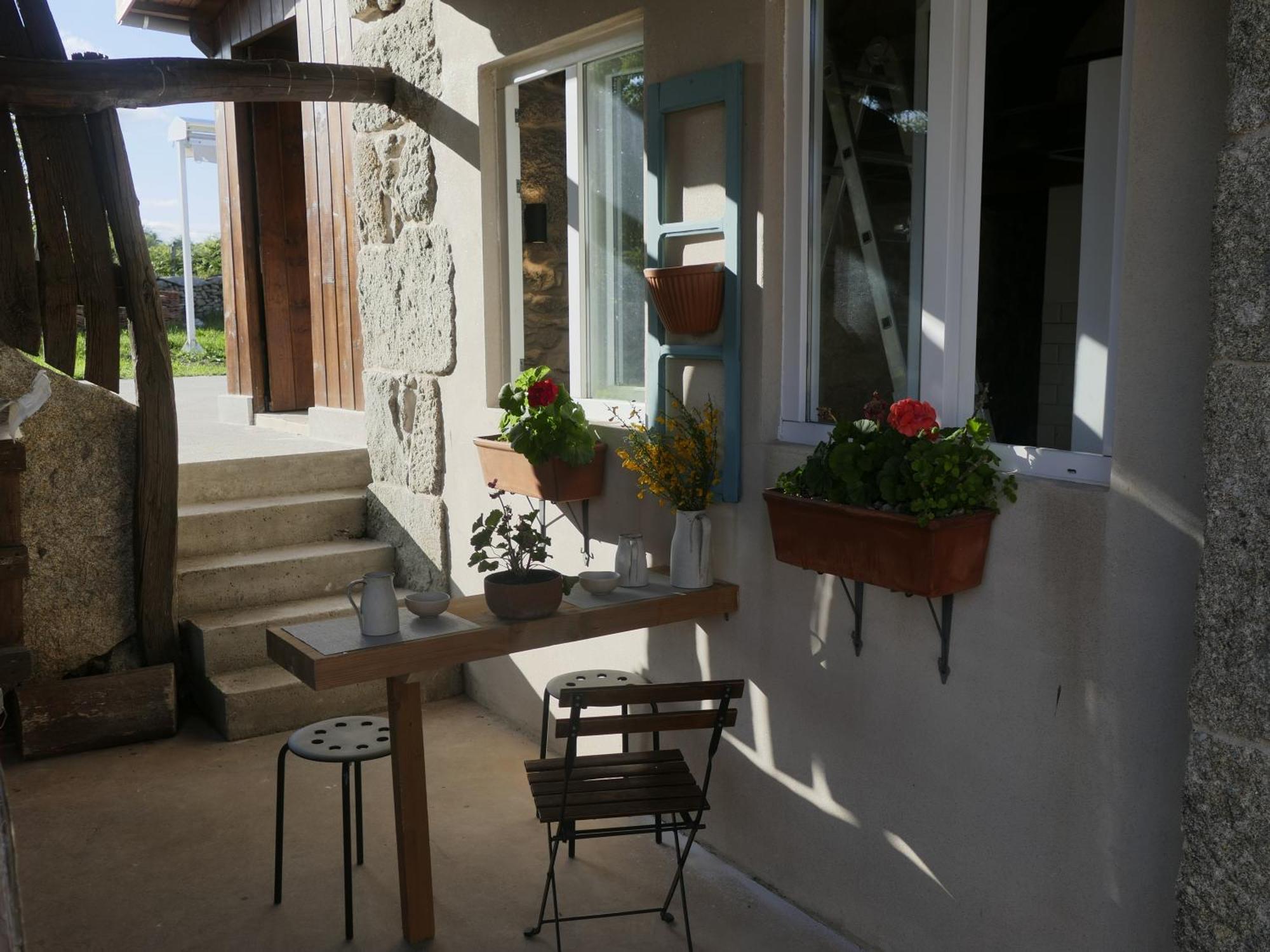 La Teijeira Pension O Corazon Da Ribeira Sacra מראה חיצוני תמונה