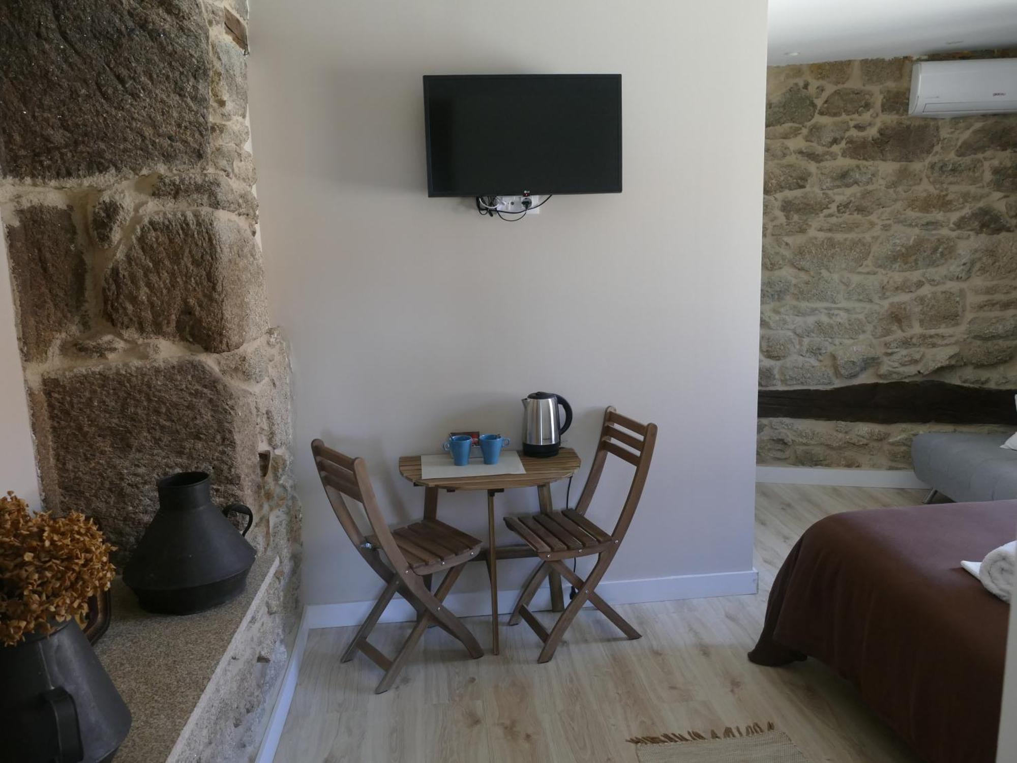 La Teijeira Pension O Corazon Da Ribeira Sacra מראה חיצוני תמונה